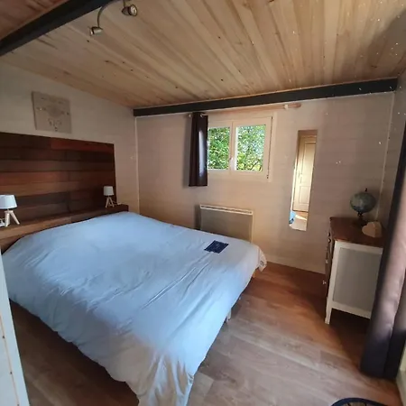 Lodge Le Sur Pilotis Fichous-Riumayou